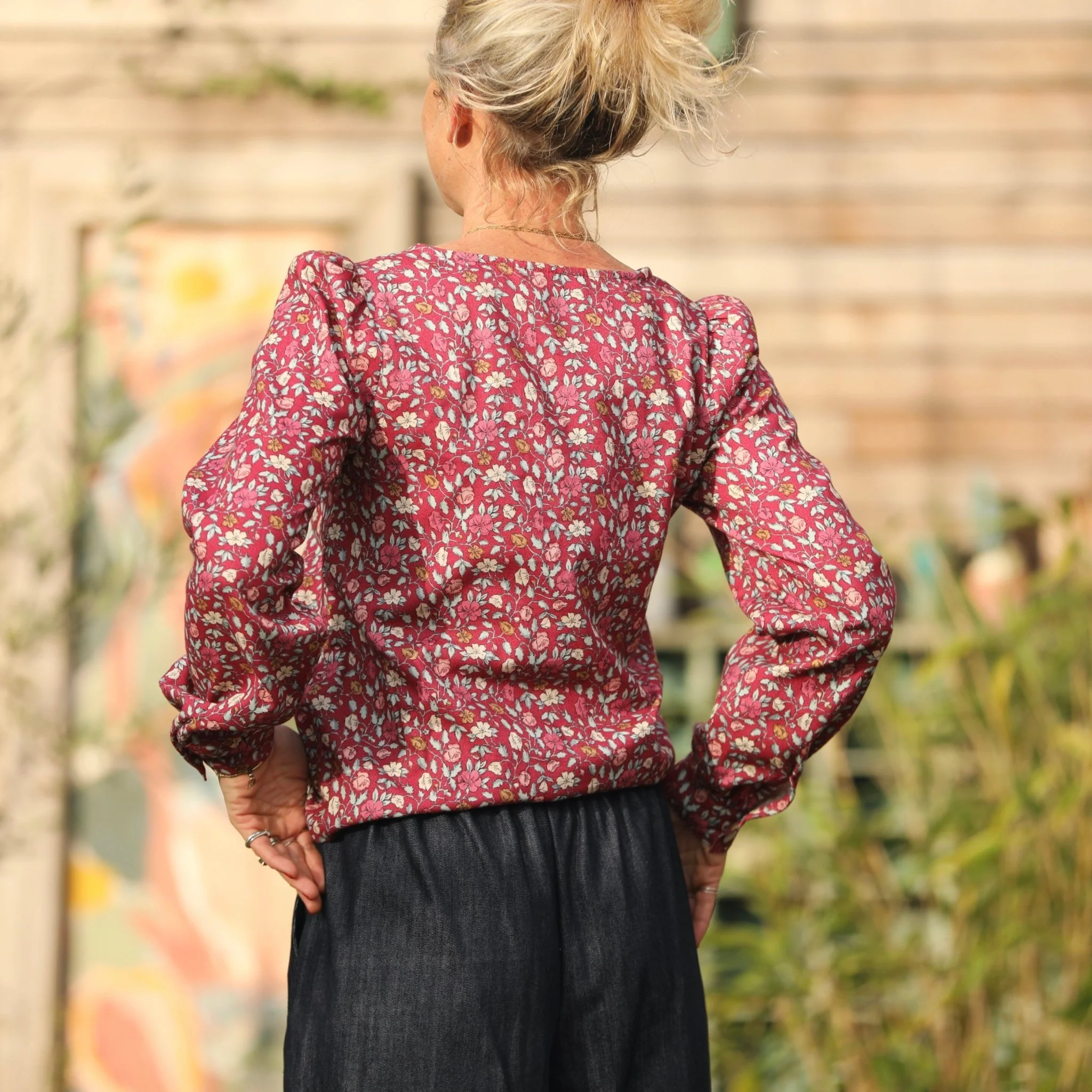 Blouse Amarante - bel armuré fleuri grenat - Image 4