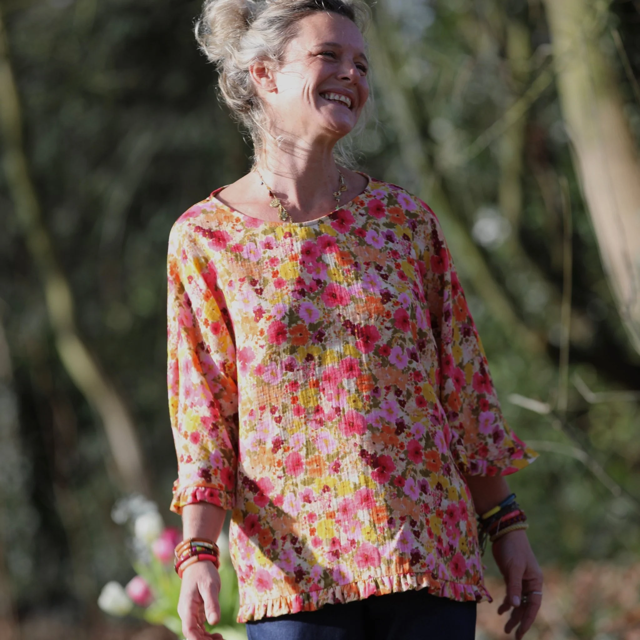 Blouse Annette – Double gaze de coton “Fleurs en Feu” - Image 10