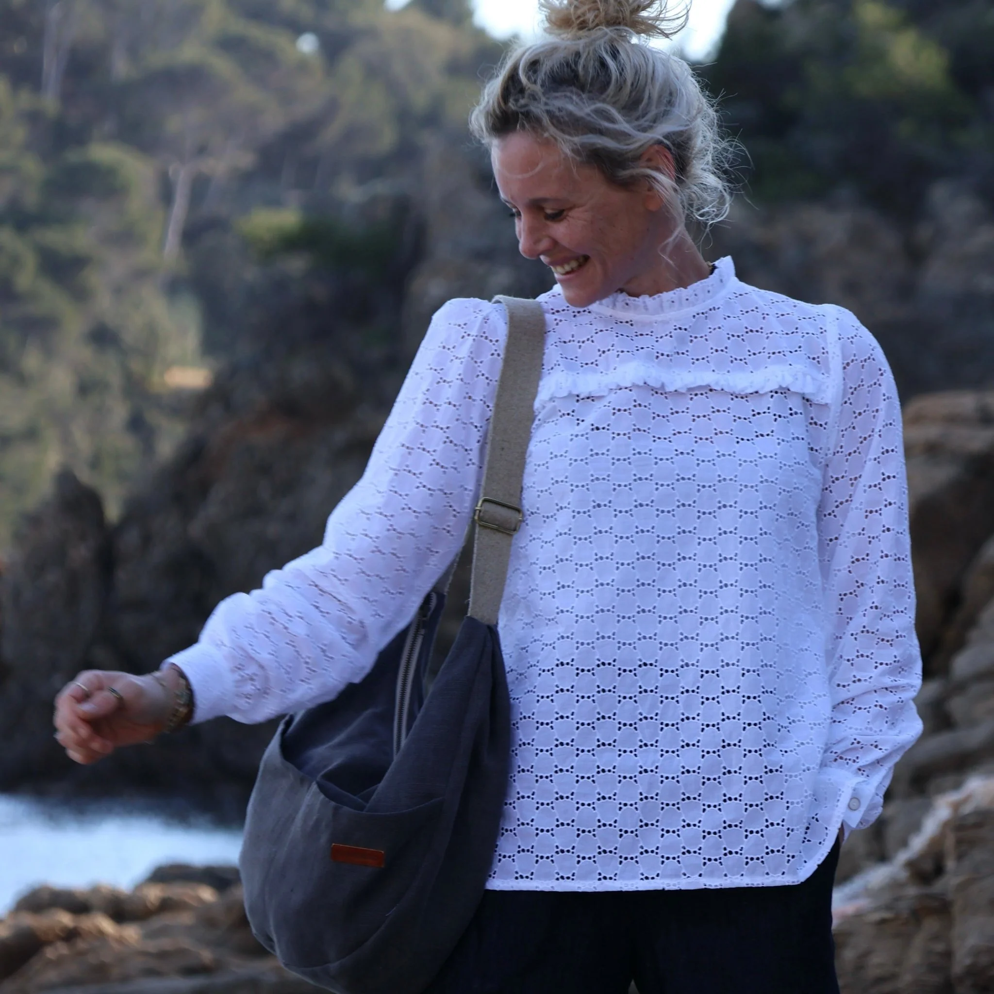 Blouse Léa - broderie de coton fleurie blanche - Image 6
