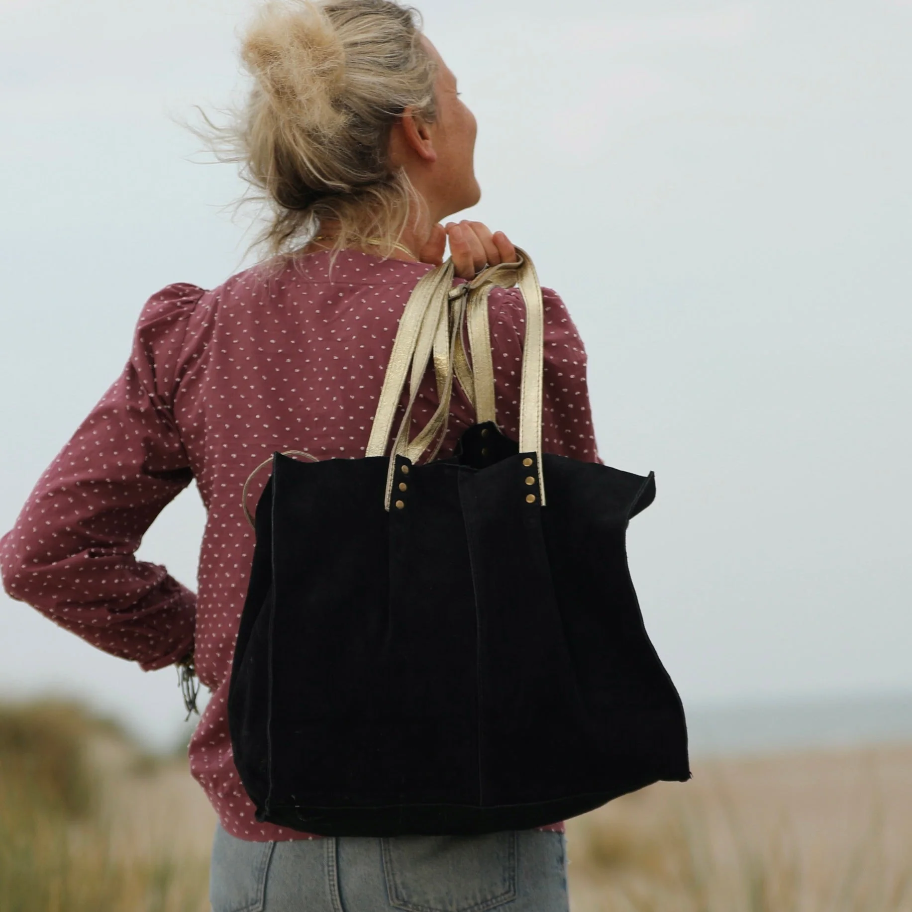 Sac Lisière – Cuir noir & reflets irisés - Image 3