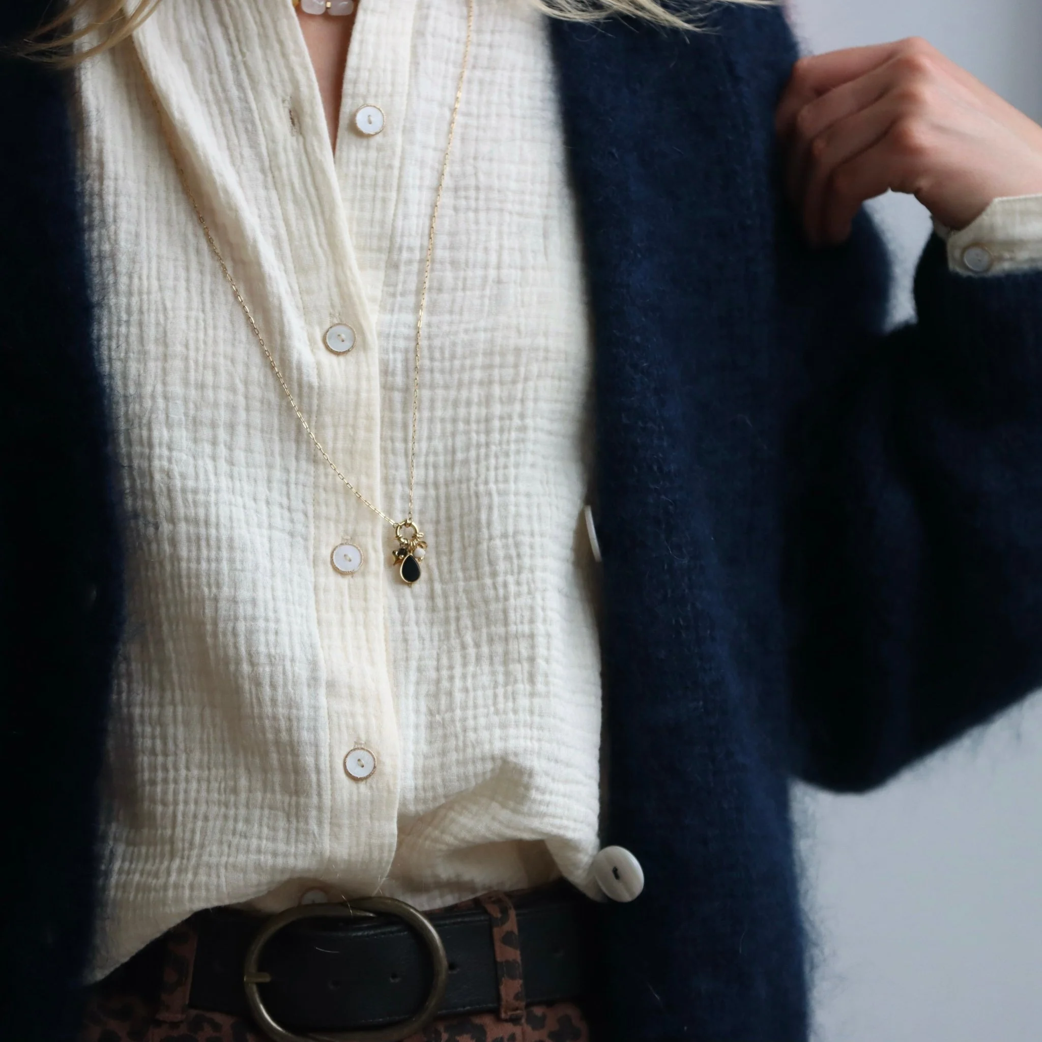 Collier Frisson agathe noire - Image 2