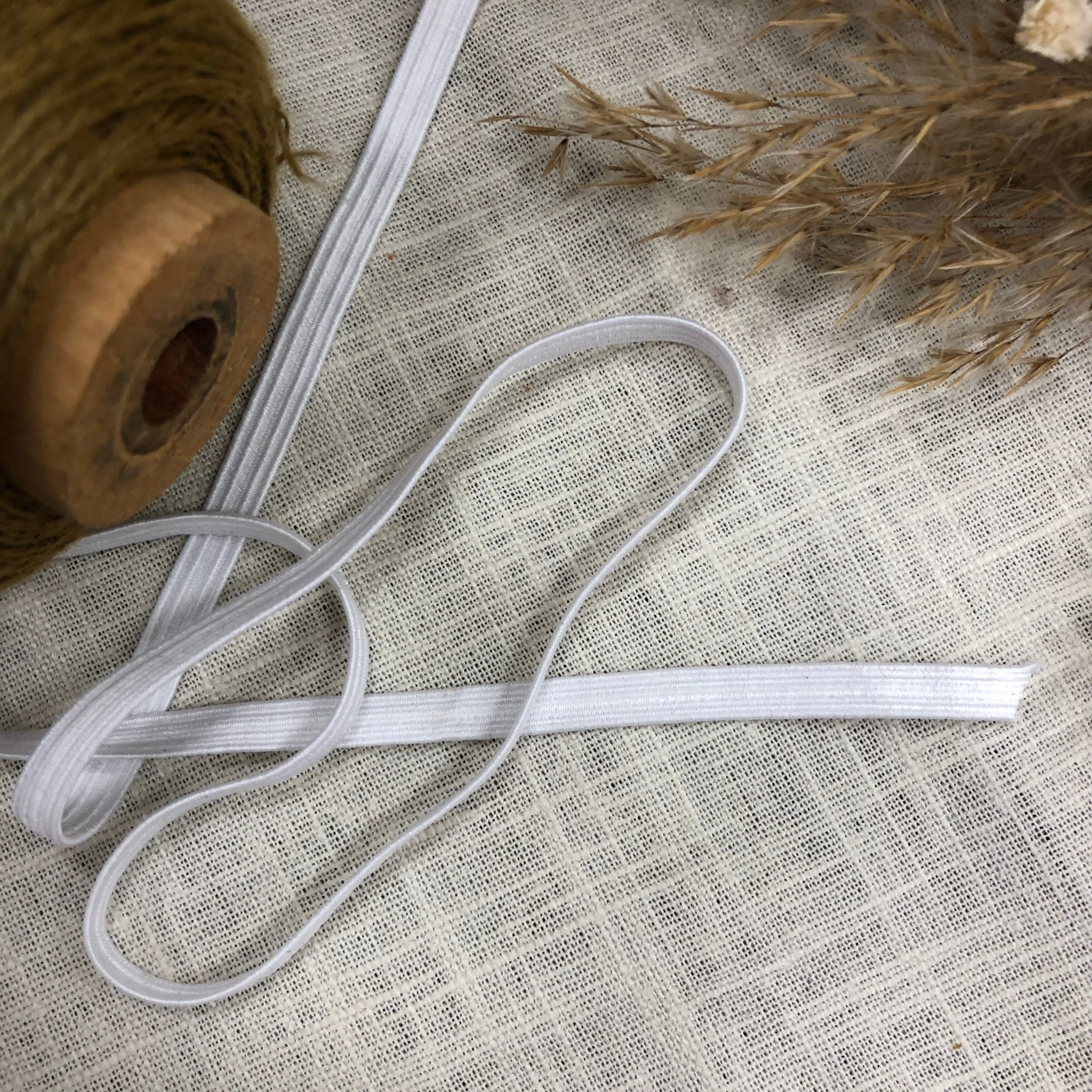 Élastique blanc 0,7 cm - au mètre -