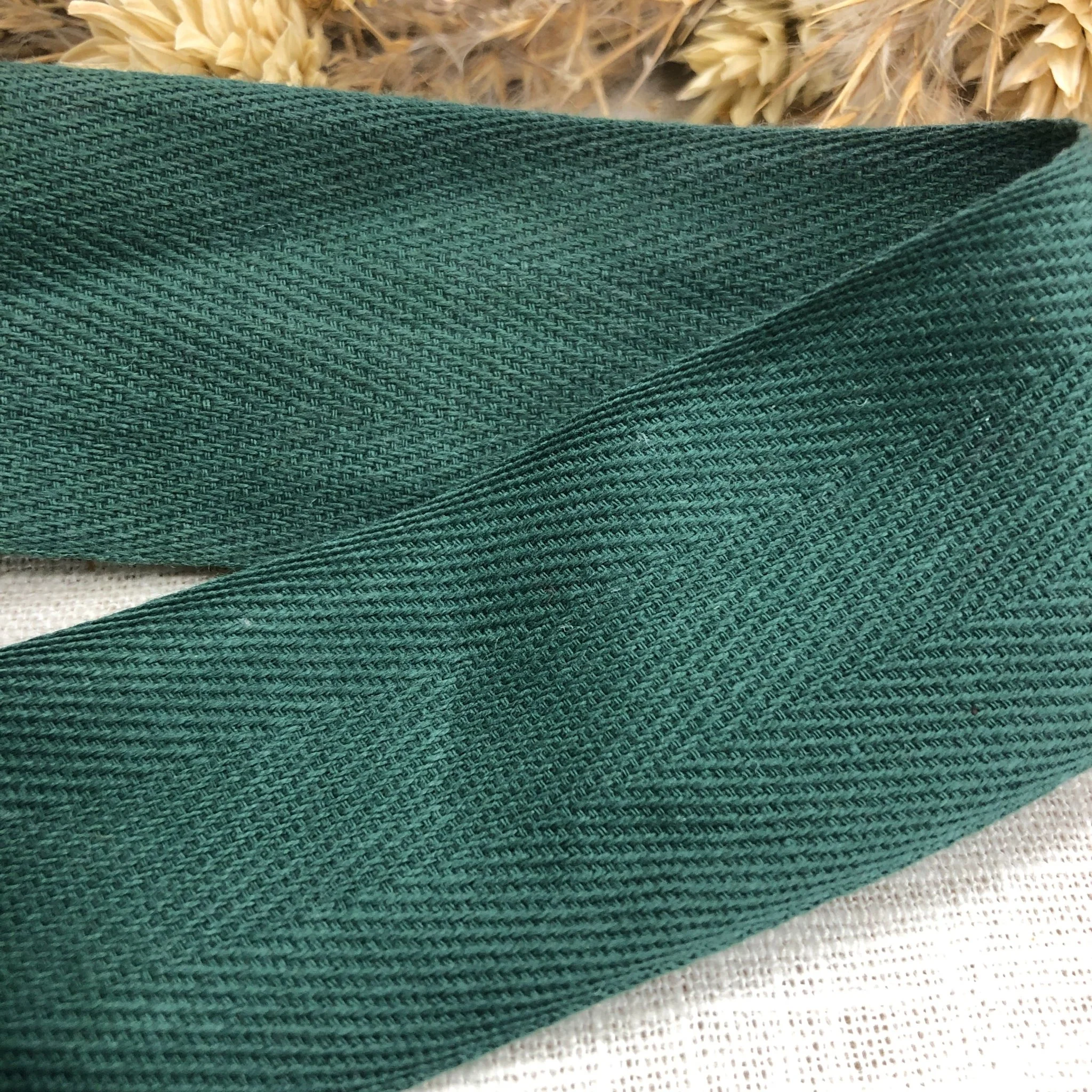 Galon de sergé chevron vert foncé 3,5 cm - au mètre - Image 2