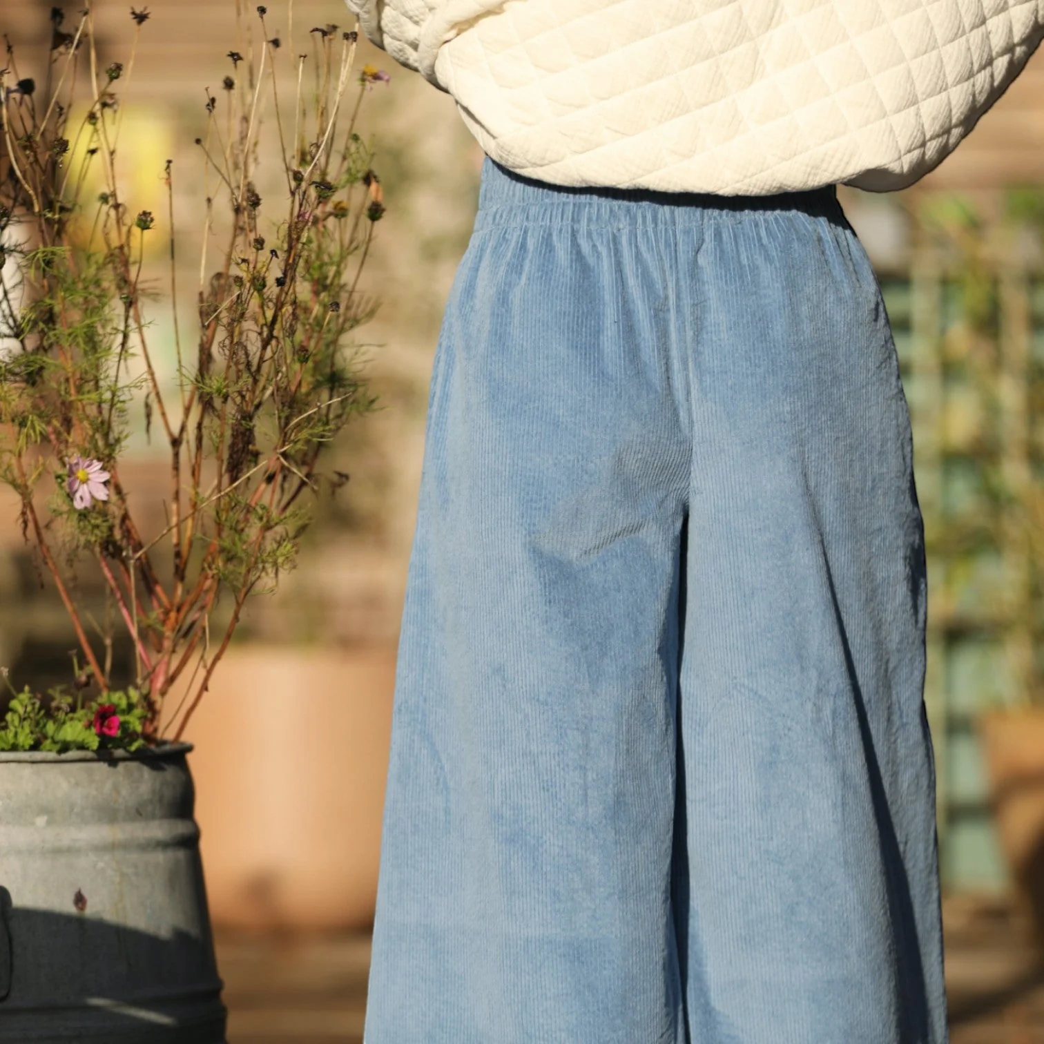 Jupe culotte Arielle en velours côtelé bleu doux - Image 4