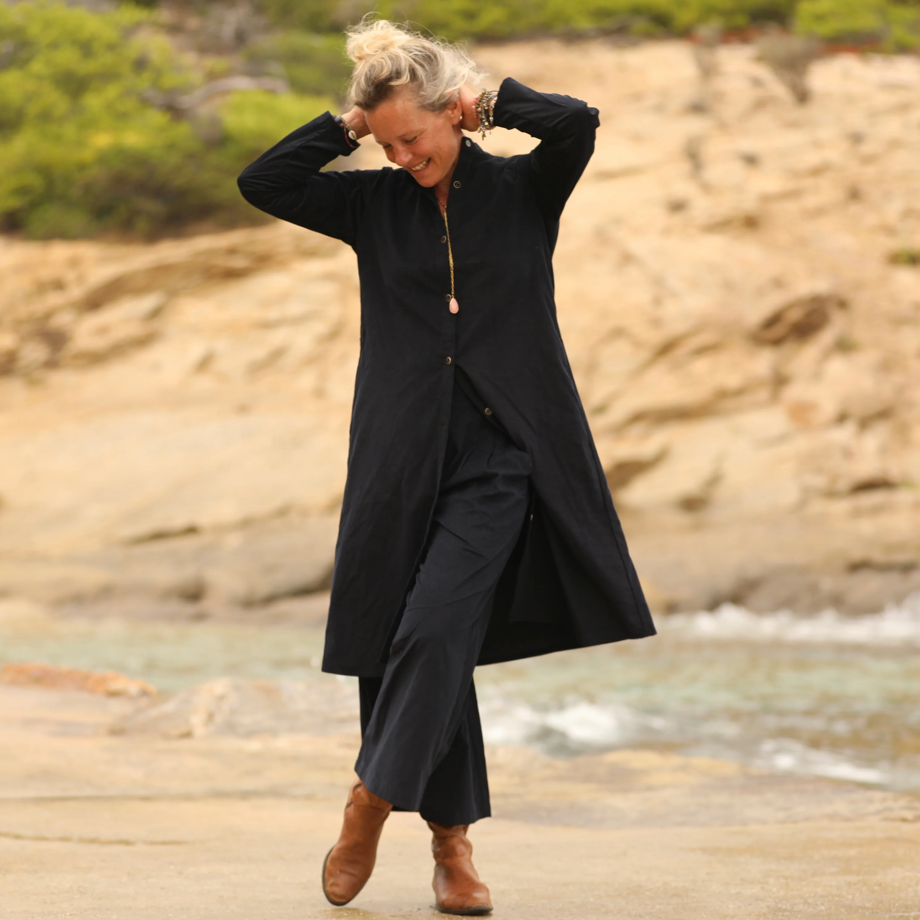 Jupe culotte Margot - velours milleraies marine - Image 3