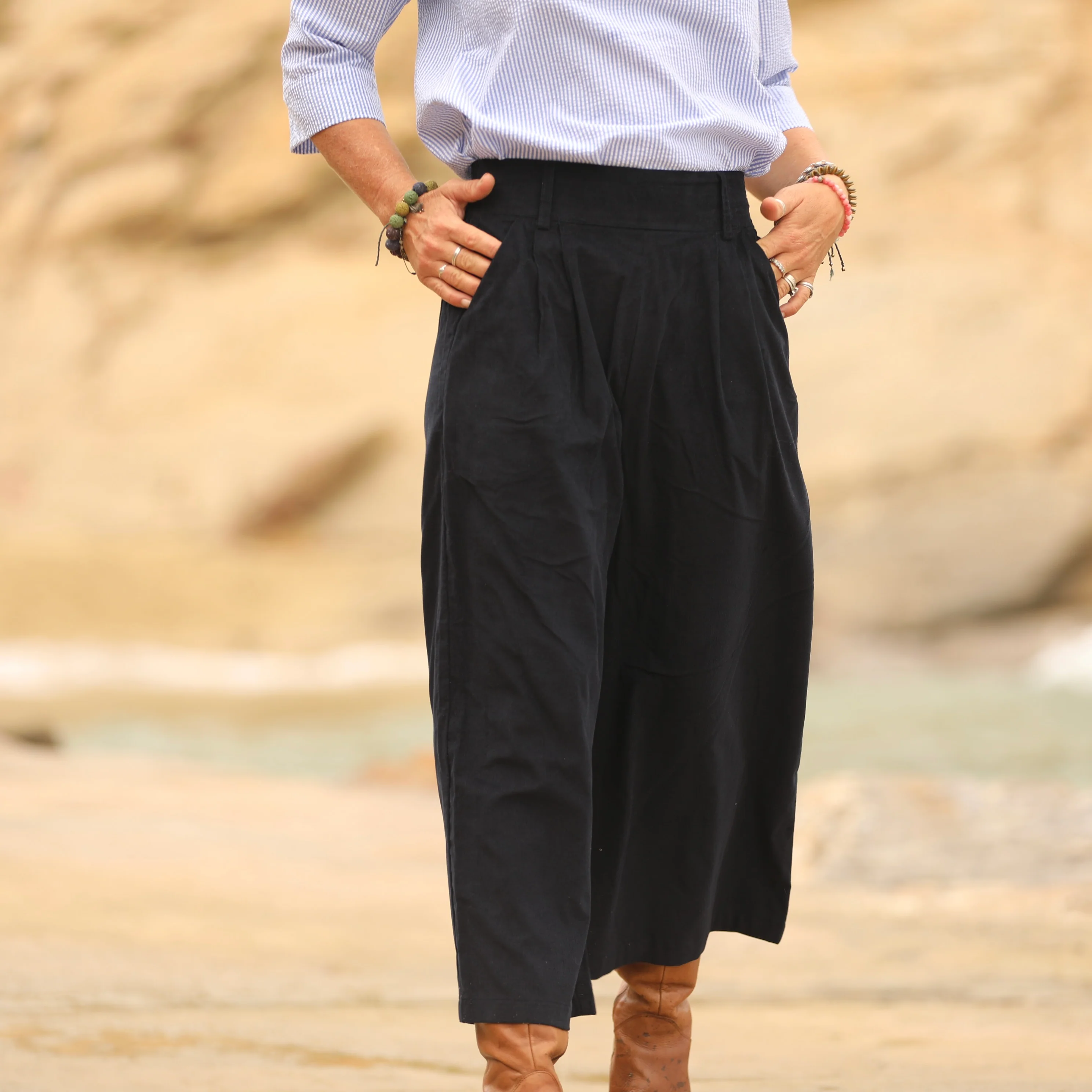 Jupe culotte Margot - velours milleraies marine - Image 6