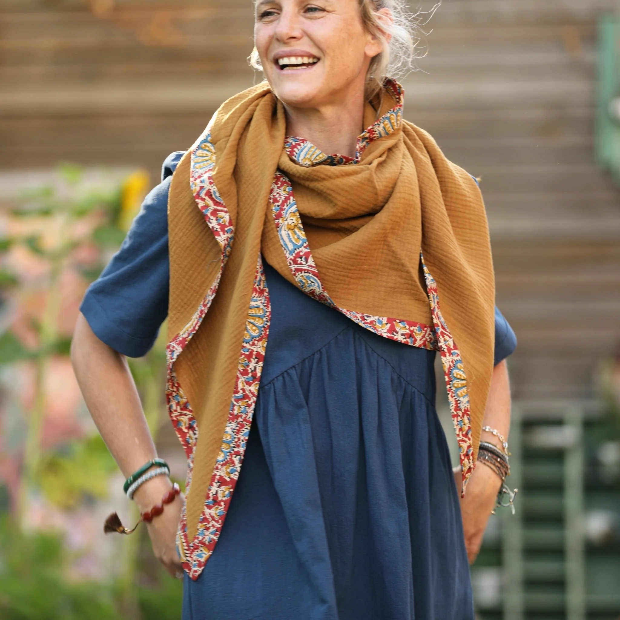 Le foulard Calista Camel/diya - Image 3
