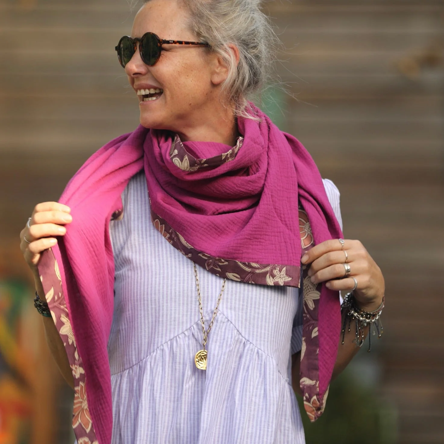Le foulard Calista bougainvillier/Prunelle - Image 3