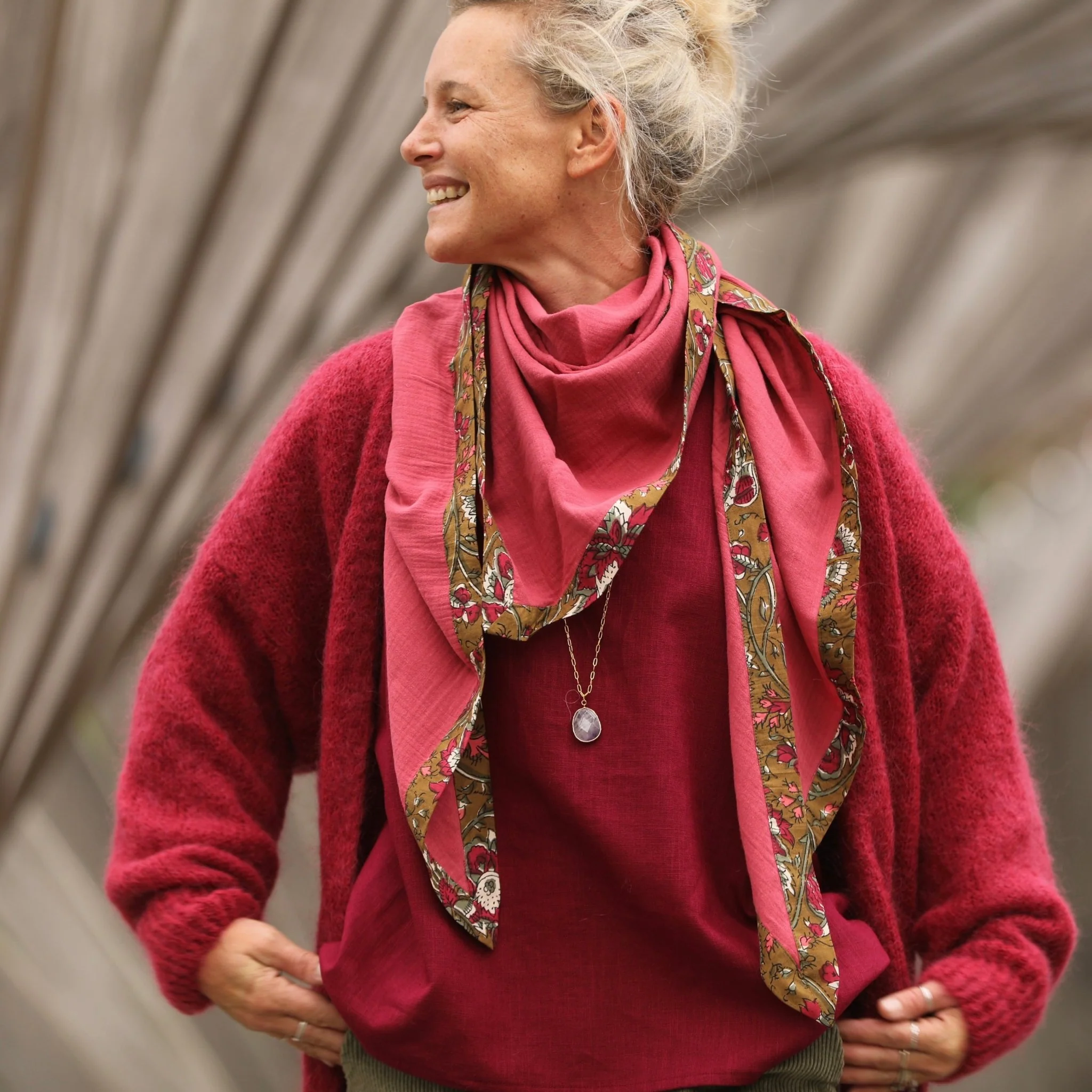 Le foulard Calista Grenat/Ila