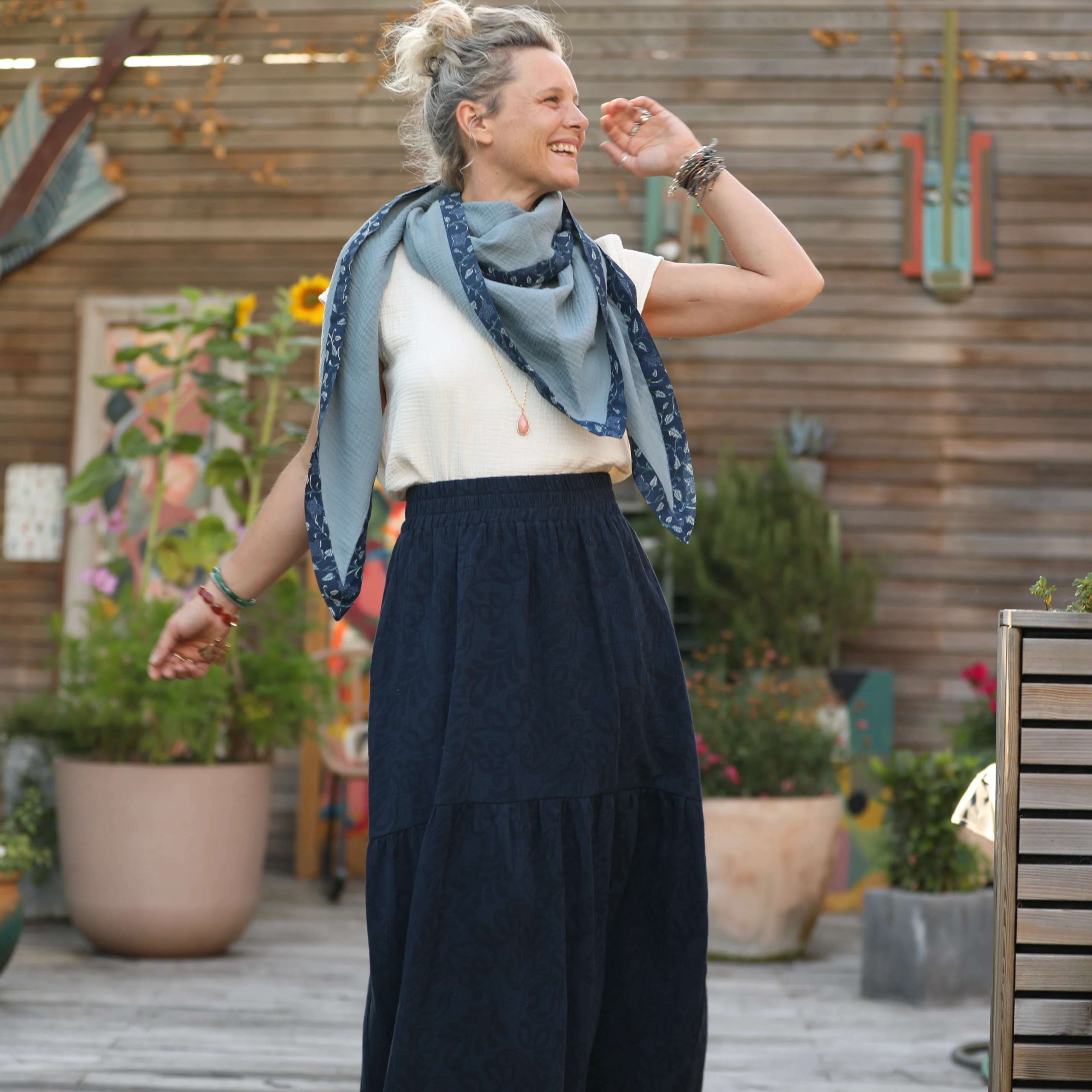 Le foulard Calista Navy / Océan - Image 4
