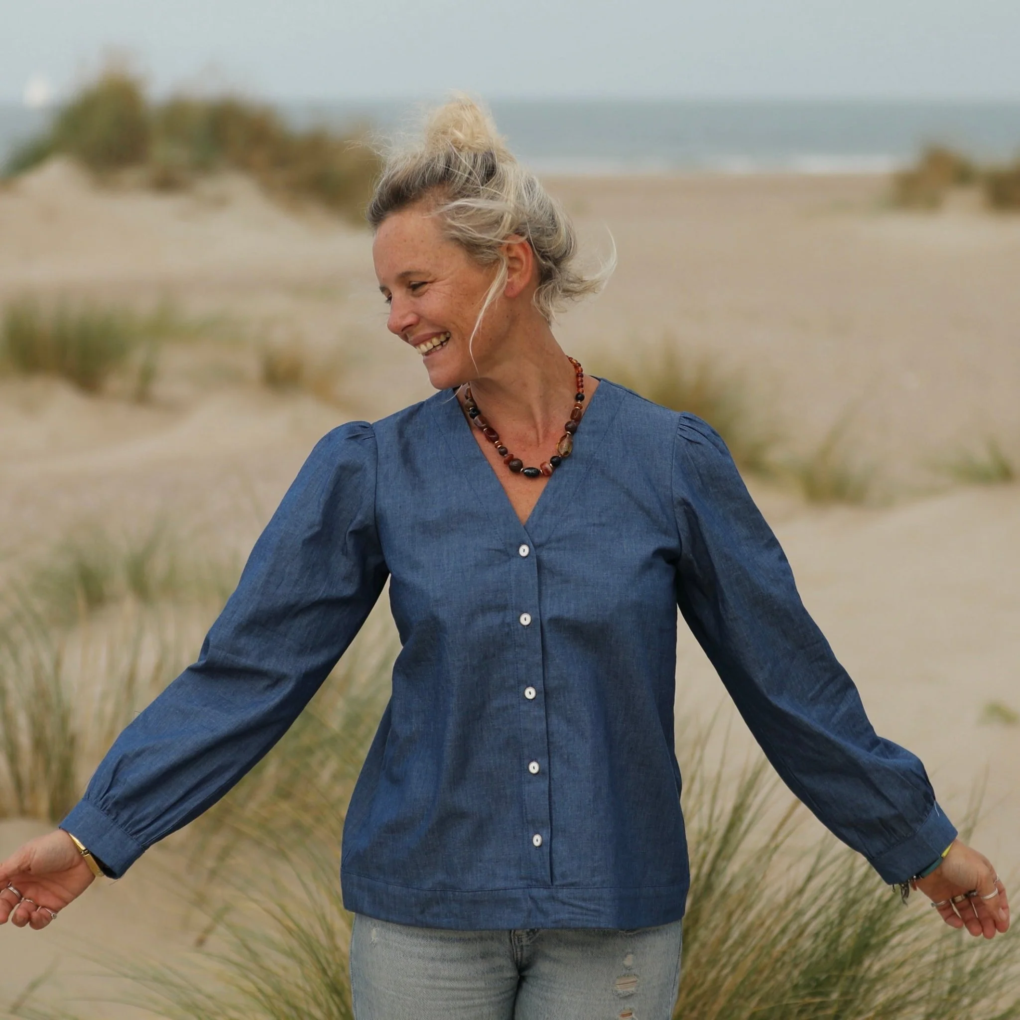 Blouse Léocadie - jean de coton bleu - Image 6
