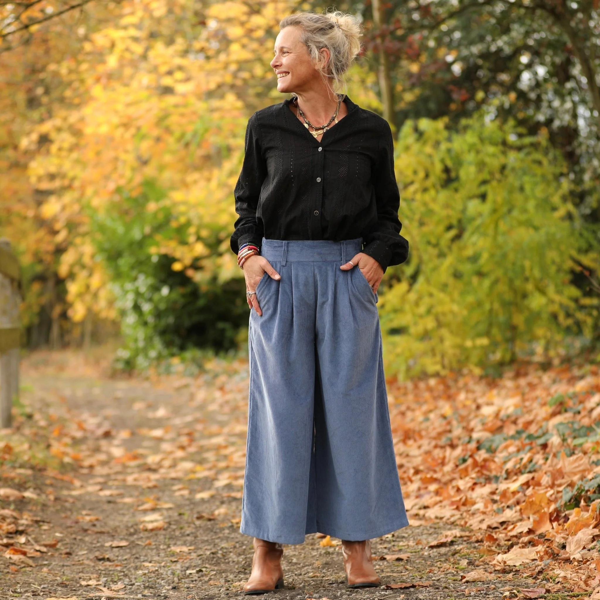 Jupe culotte Margot - velours côtelé bleu officier - Image 4