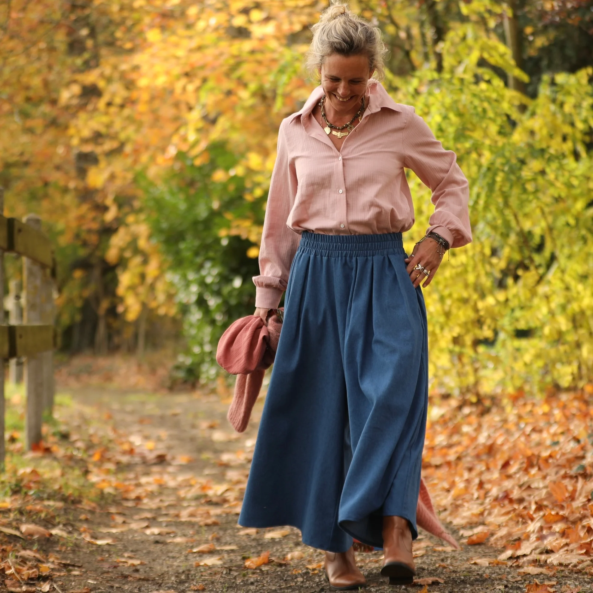 Pantalon Paco - jean de coton bleu - Image 10