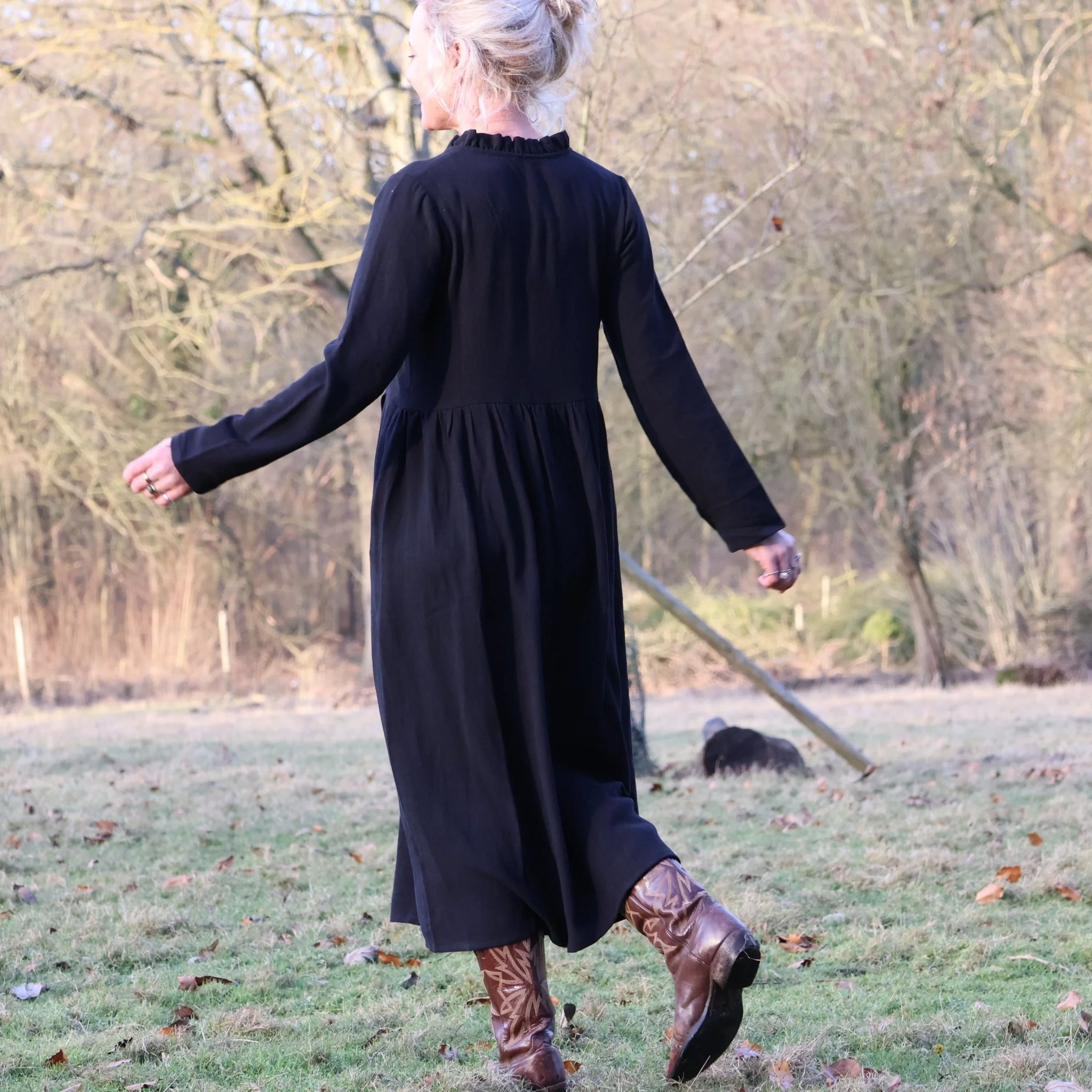 Robe Aria - viscose/lin noire - Image 3