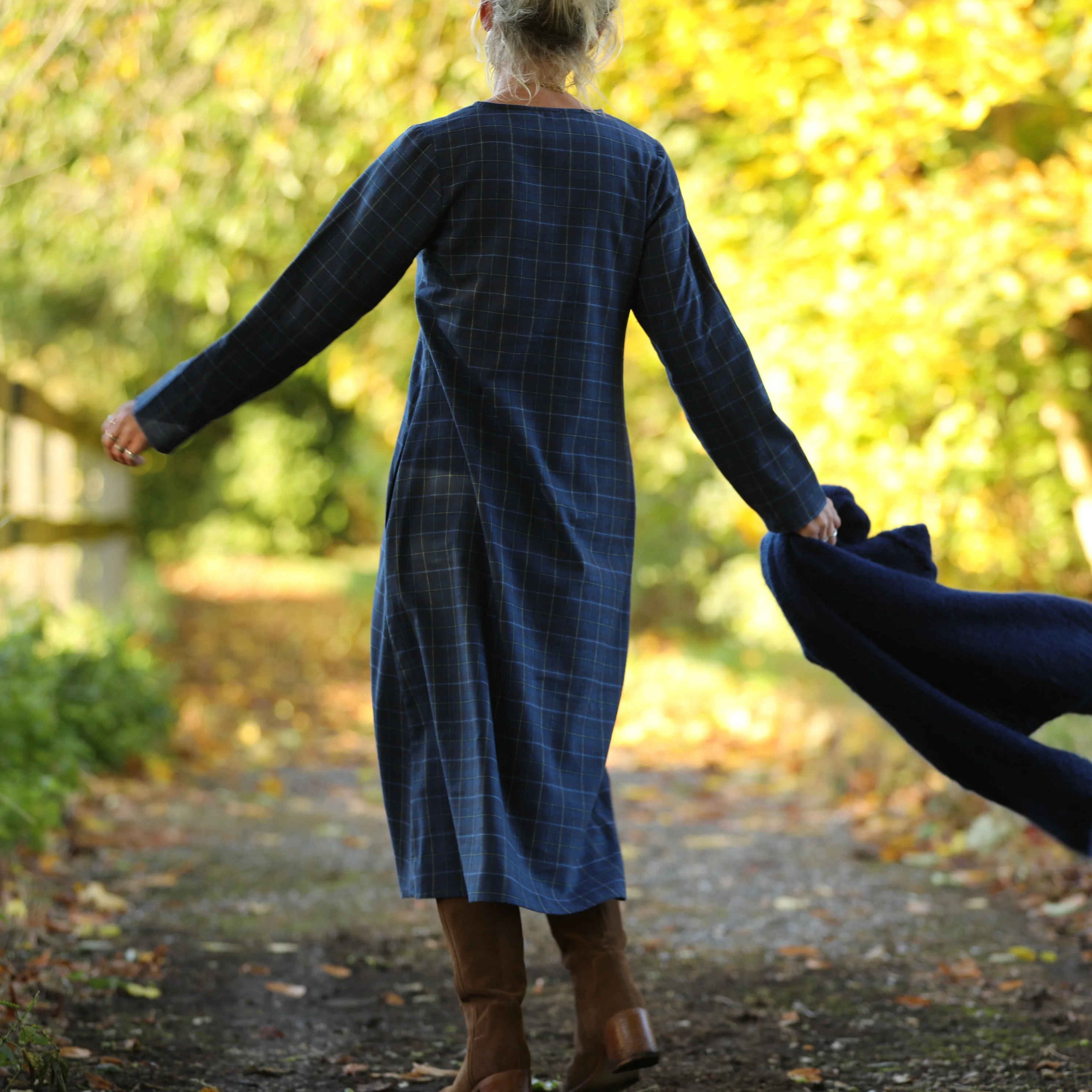 Robe Armande – tartan écossais d’automne - Image 5