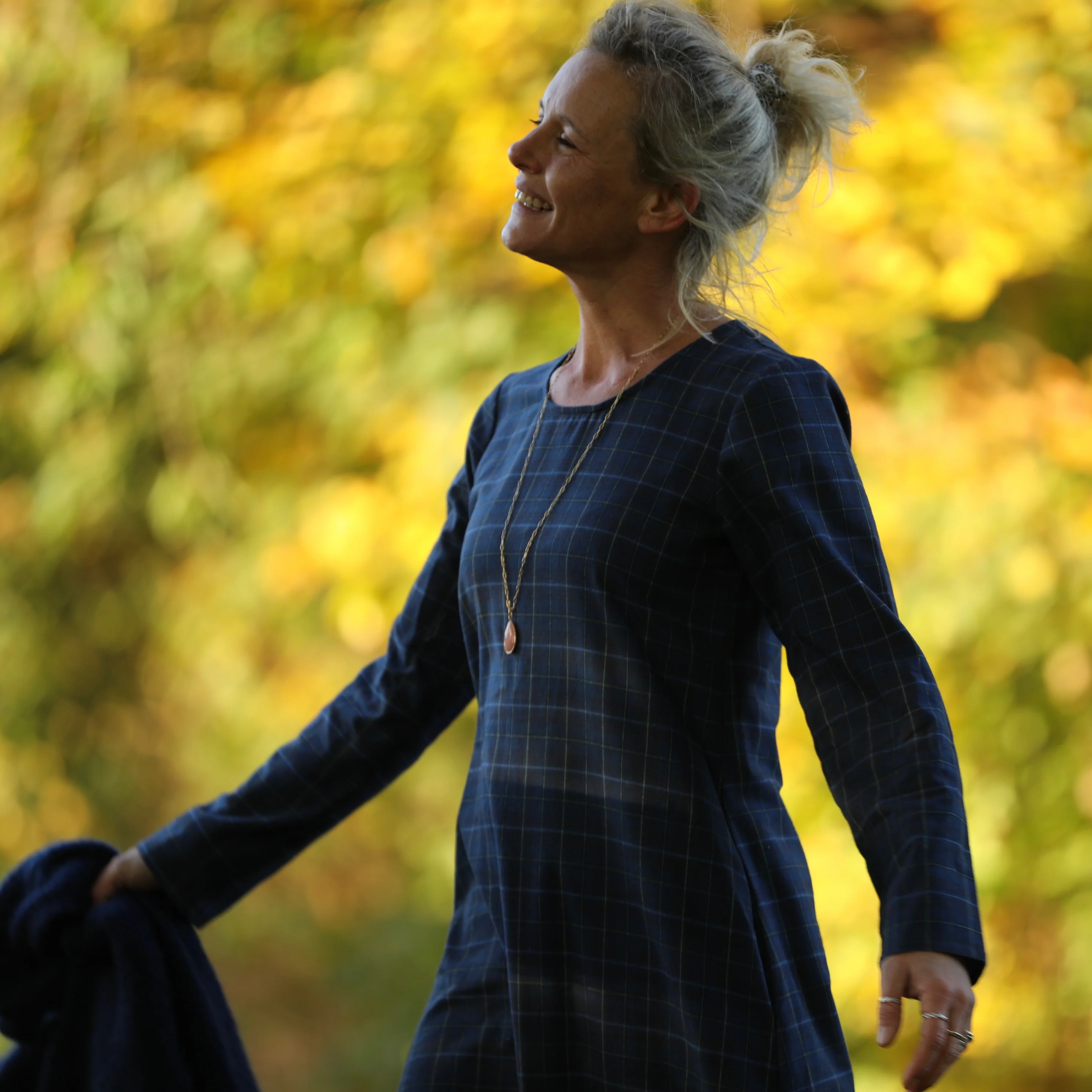 Robe Armande – tartan écossais d’automne - Image 6