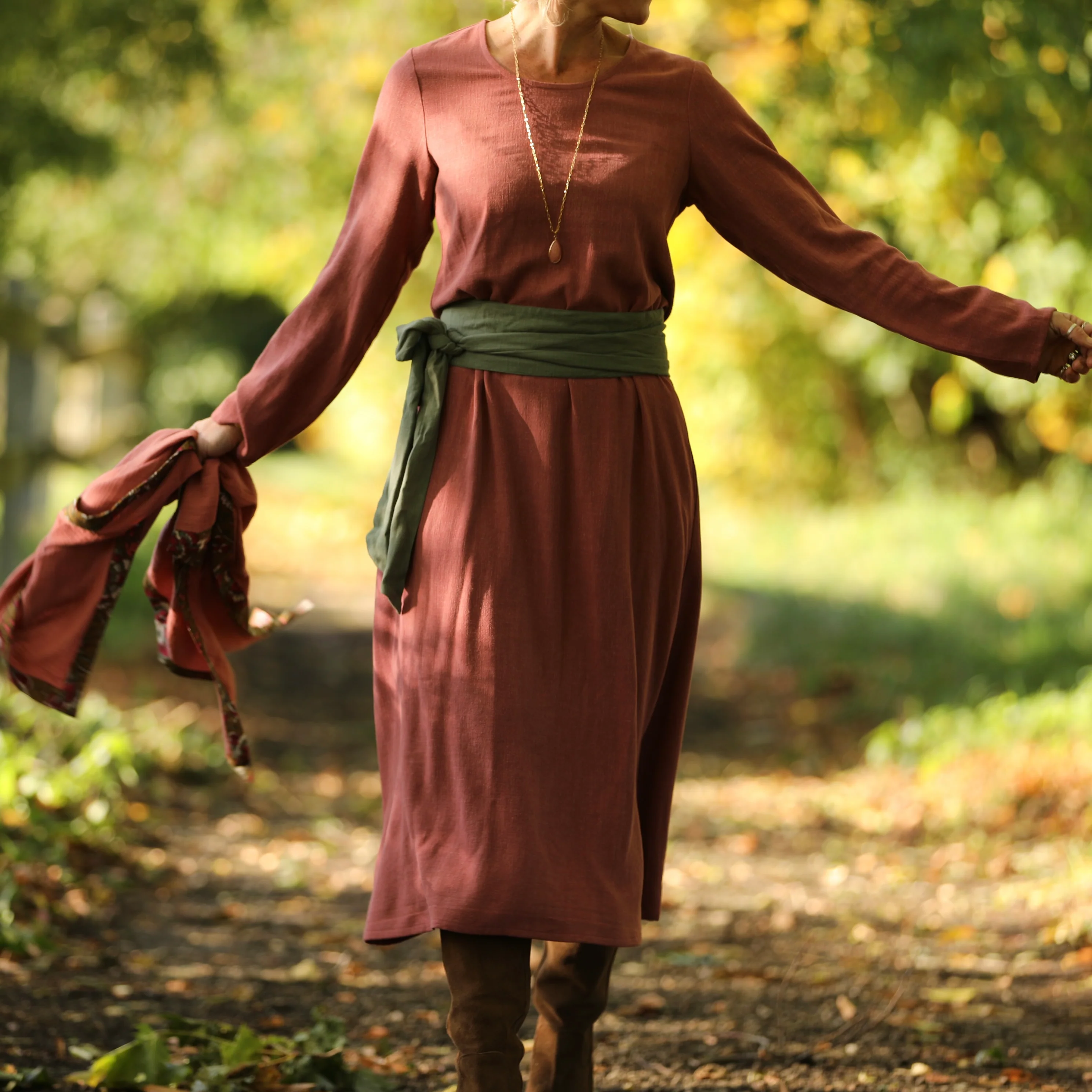 Robe Armande – viscose/lin rose boisé - Image 10