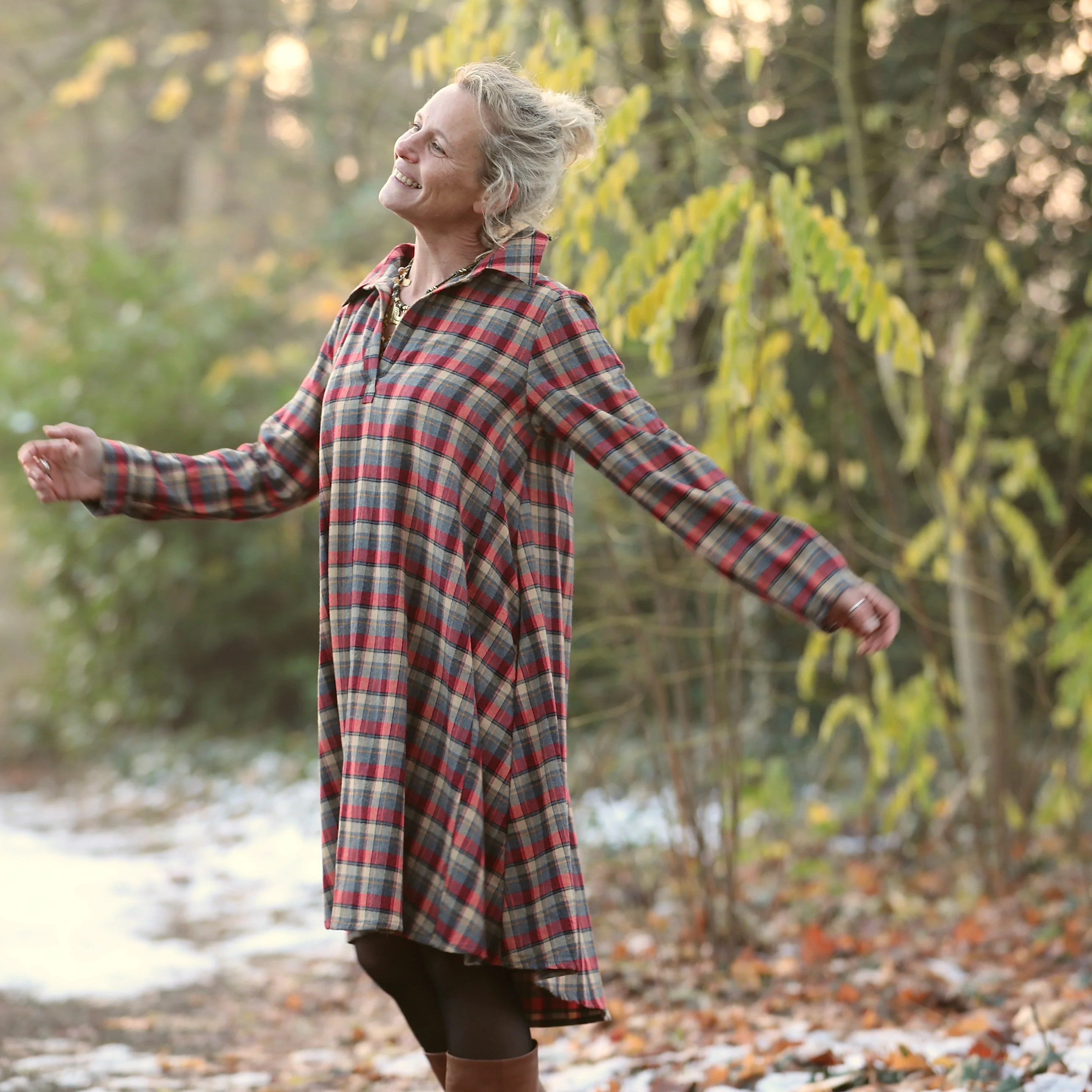 Robe Carole – flanelle de coton tartan érable rouge - Image 5
