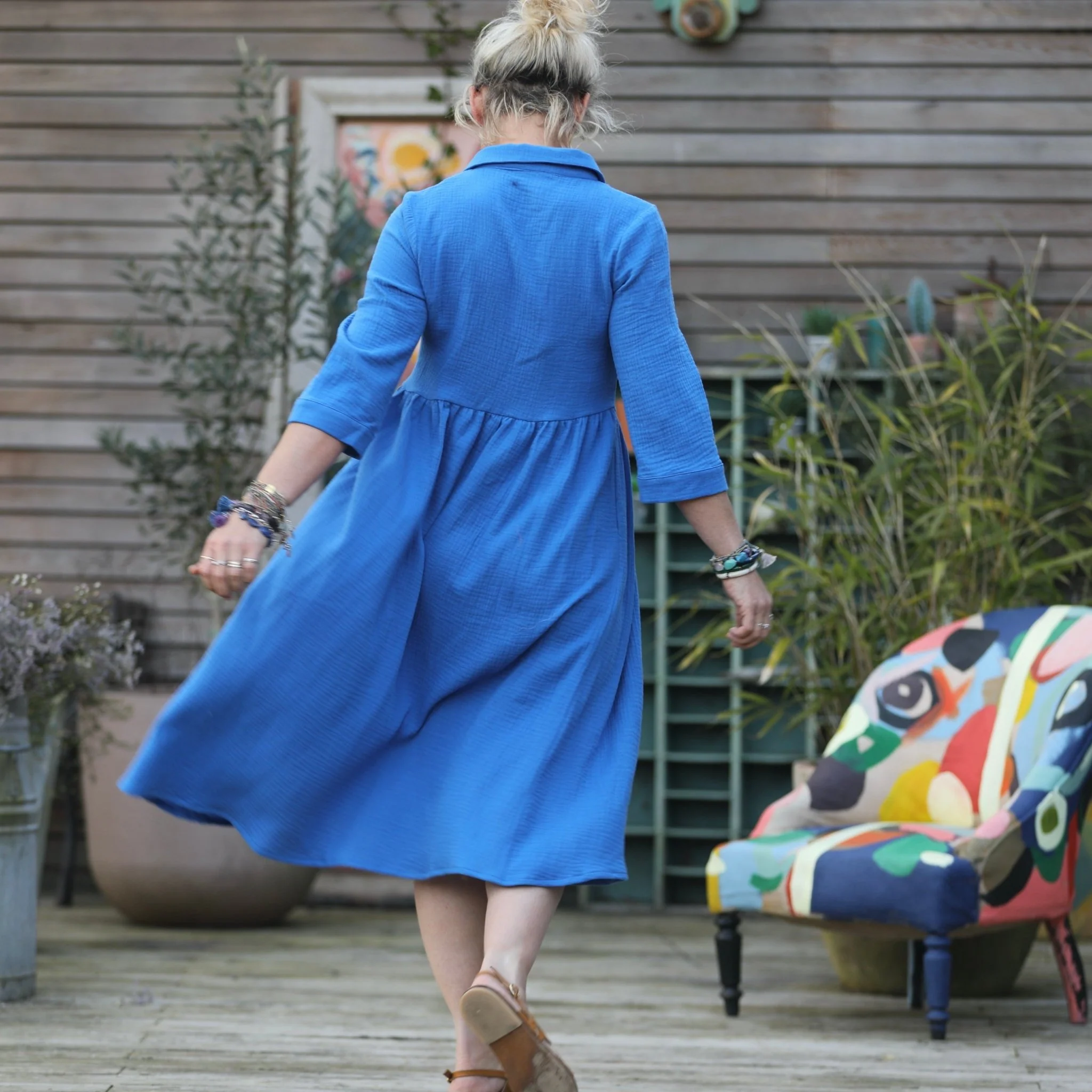 Robe Julia manches 3/4 double gaze de coton bleu majorelle - Image 6