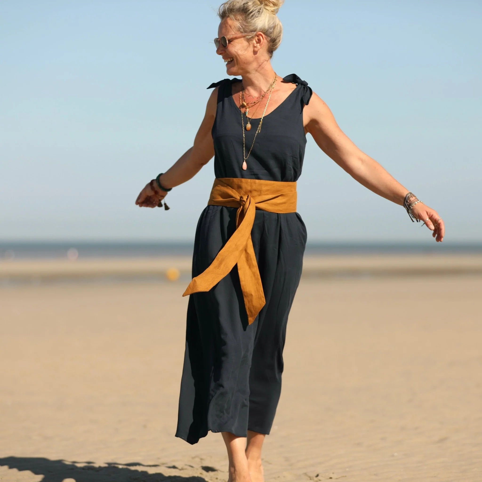 Robe Laëtitia - sergé de viscose bleu marine