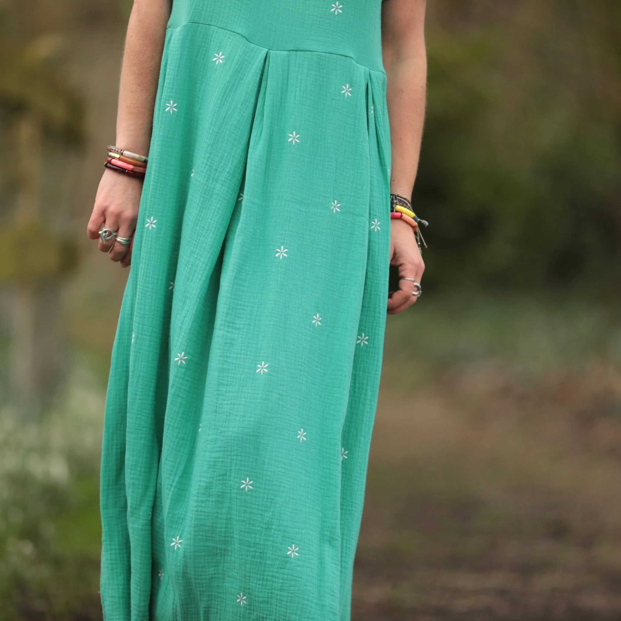 Robe Louisa - Double gaze de coton brodée vert pep's - Image 4