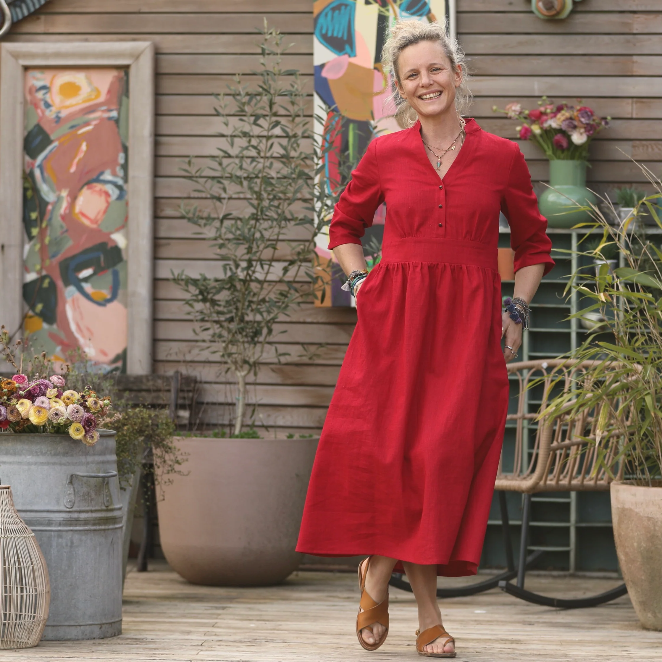 Robe Manon lin cerise - Image 8