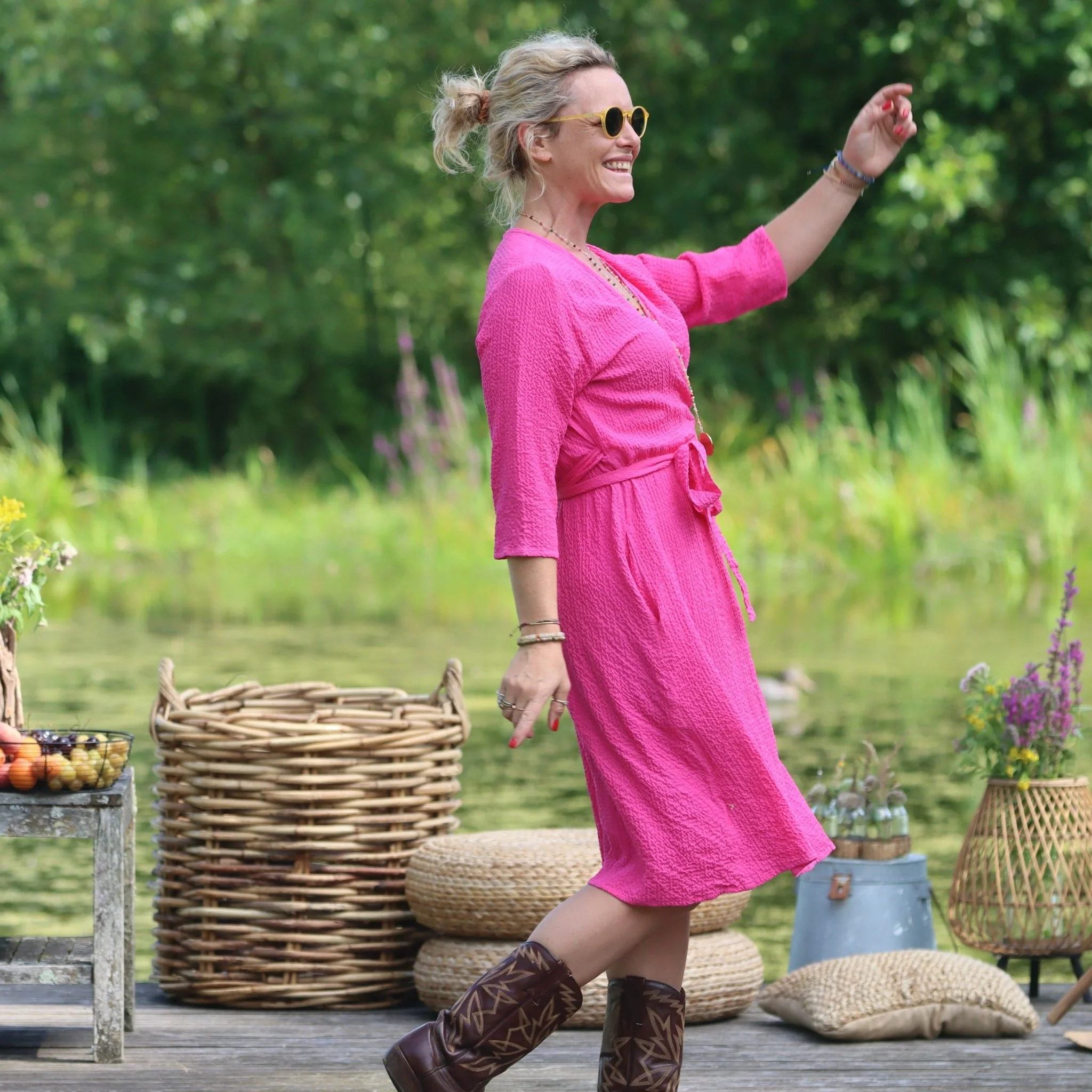 Robe Swan - Viscose gaufrée fushia - Image 4