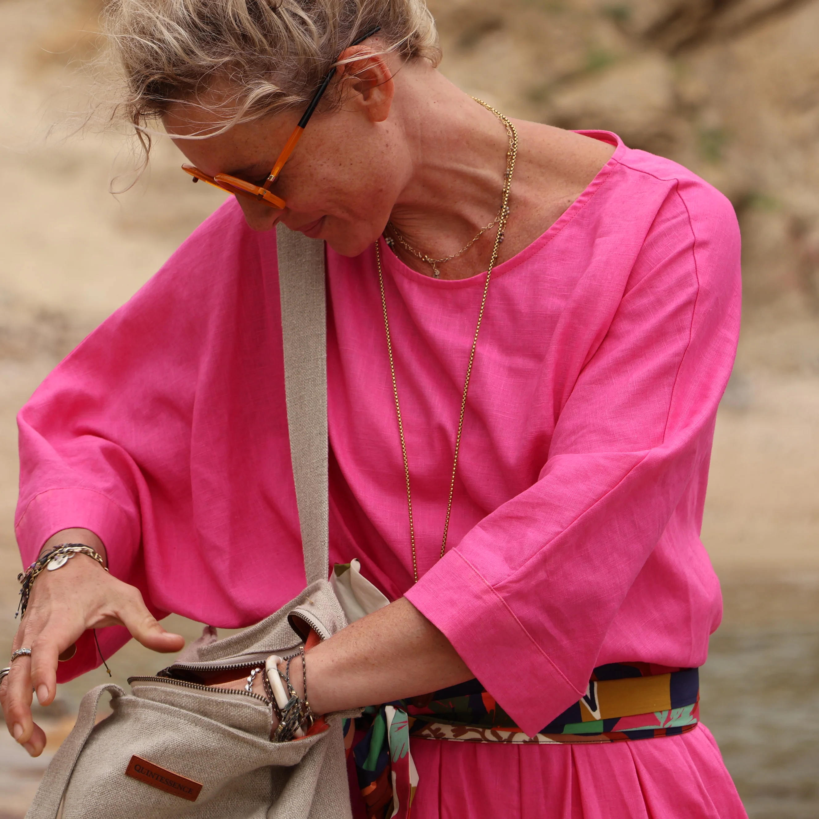 Sac Alfred en lin naturel - doublure en lin bleu majorelle - Image 9